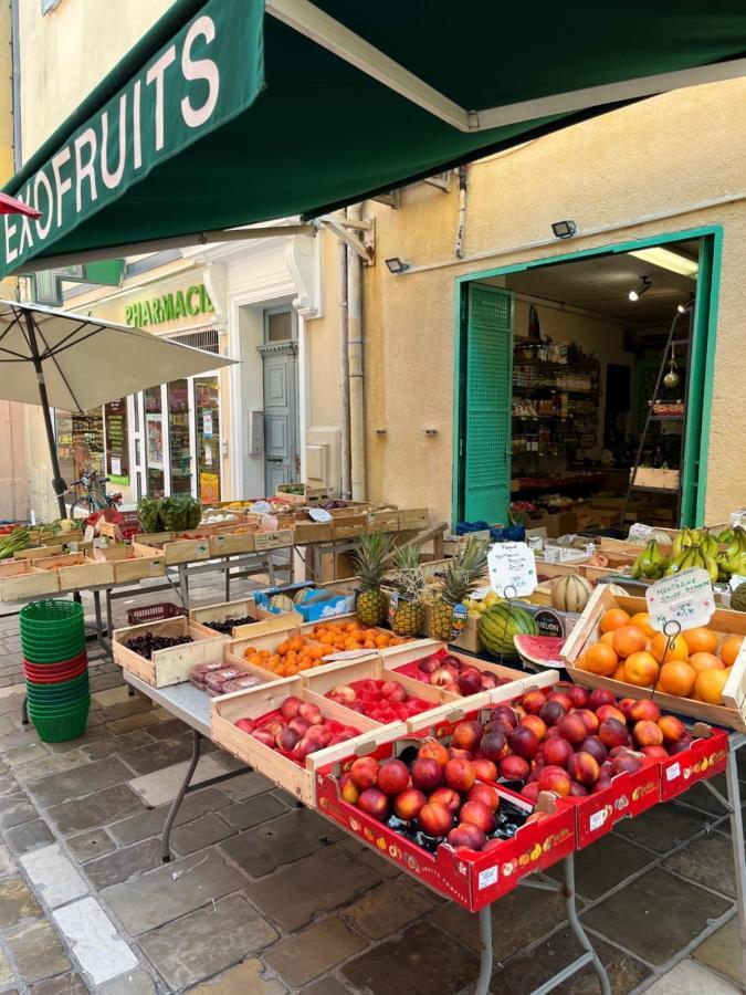 Studio Hyeres -Rue Pietonne Climatisation Lit 160 Tout Equipe - Sabrina Exterior photo